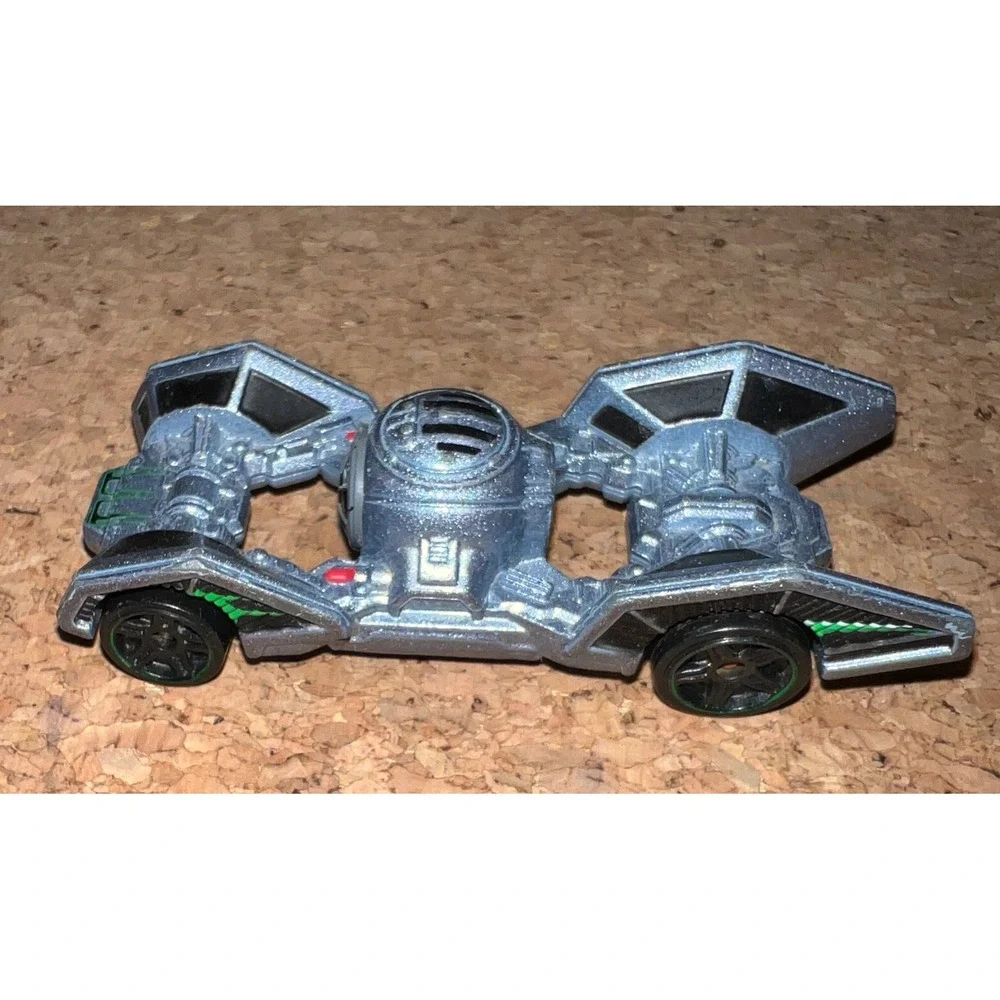 Hot Wheels TIE Fighter Star Wars Character Car Kids Silver Excellent Diecast Toy